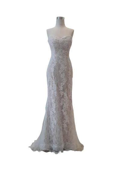 Rent: Phangsanny Couture - Lace Sleeveless Wedding Gown Full Skirt Wedding