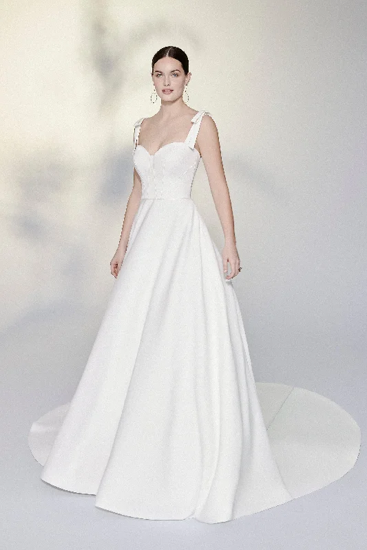 Justin Alexander Signautre 99195 Dress Sample Strapless Bridal Dress