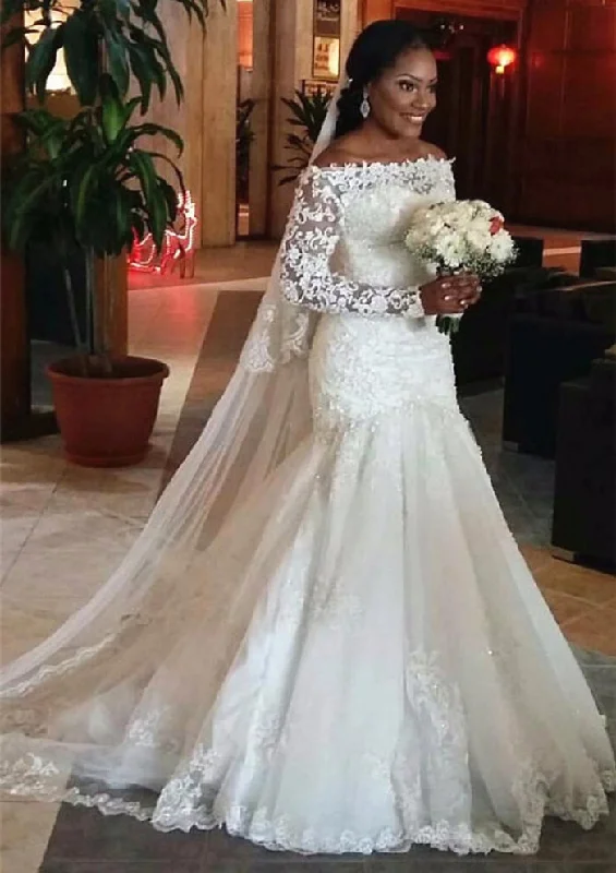 Sheath/Column Off-the-Shoulder Floor-length Lace Wedding Dress Embroidered Wedding Dress