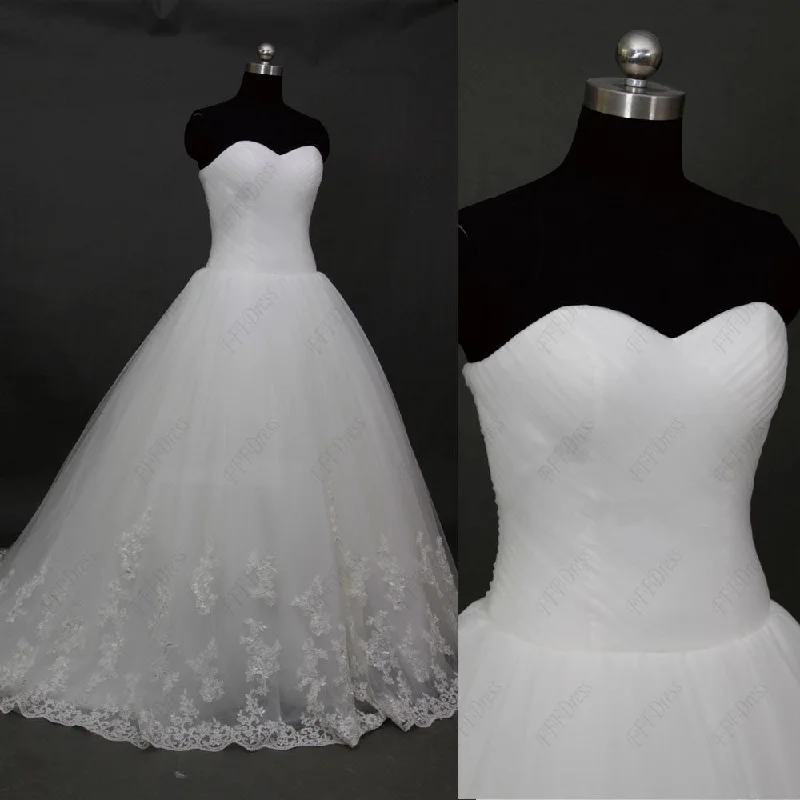 Sweetheart princess wedding dress with lace hem Elegant Satin Dress