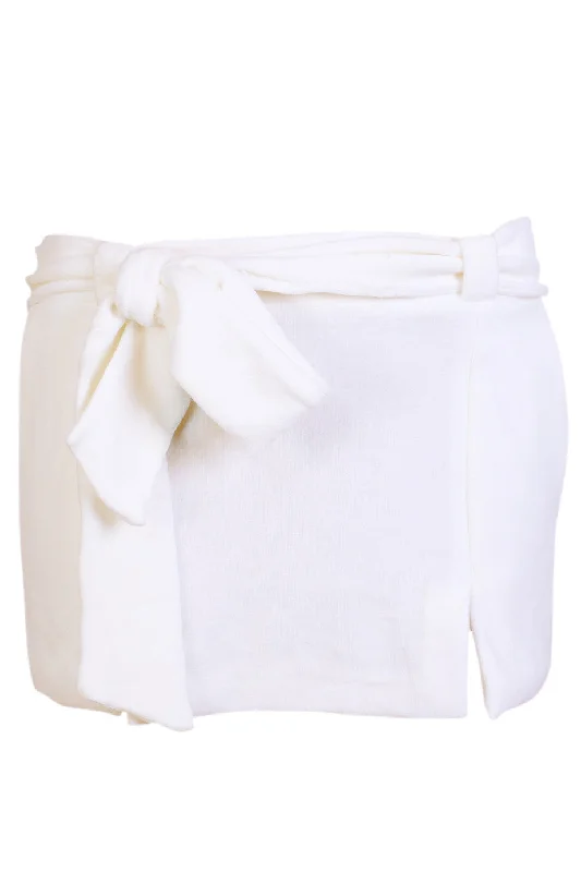 CLUBE BOSSA VELOUR Short Ivory Skirt Lace Mini Skirt