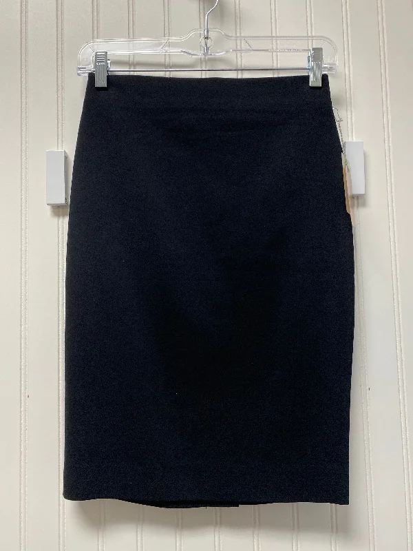 Black Skirt Midi Forever 21, Size Xs Stylish Pleated Skirt