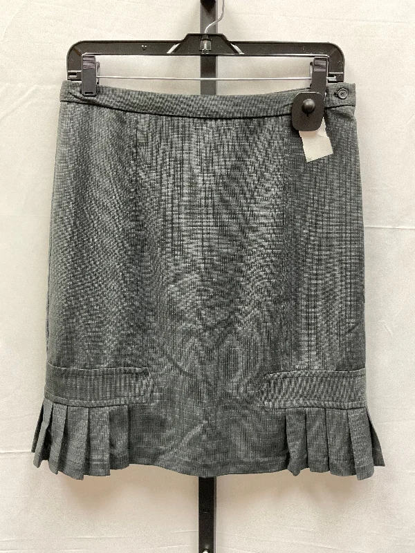 Grey Skirt Midi Max Studio, Size 6 Bright Midi Skirt